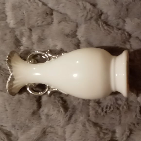 Vas - Picture 2 of 2